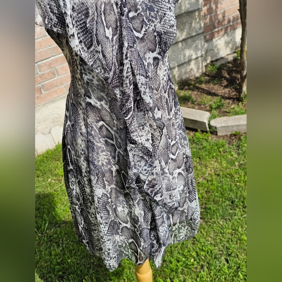 Rancho Estancia python print ruffle summer dress - Picture 3 of 5